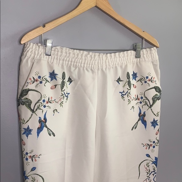 H&M High Waist Floral Print Cream Cropped Pants M - Picture 3 of 13